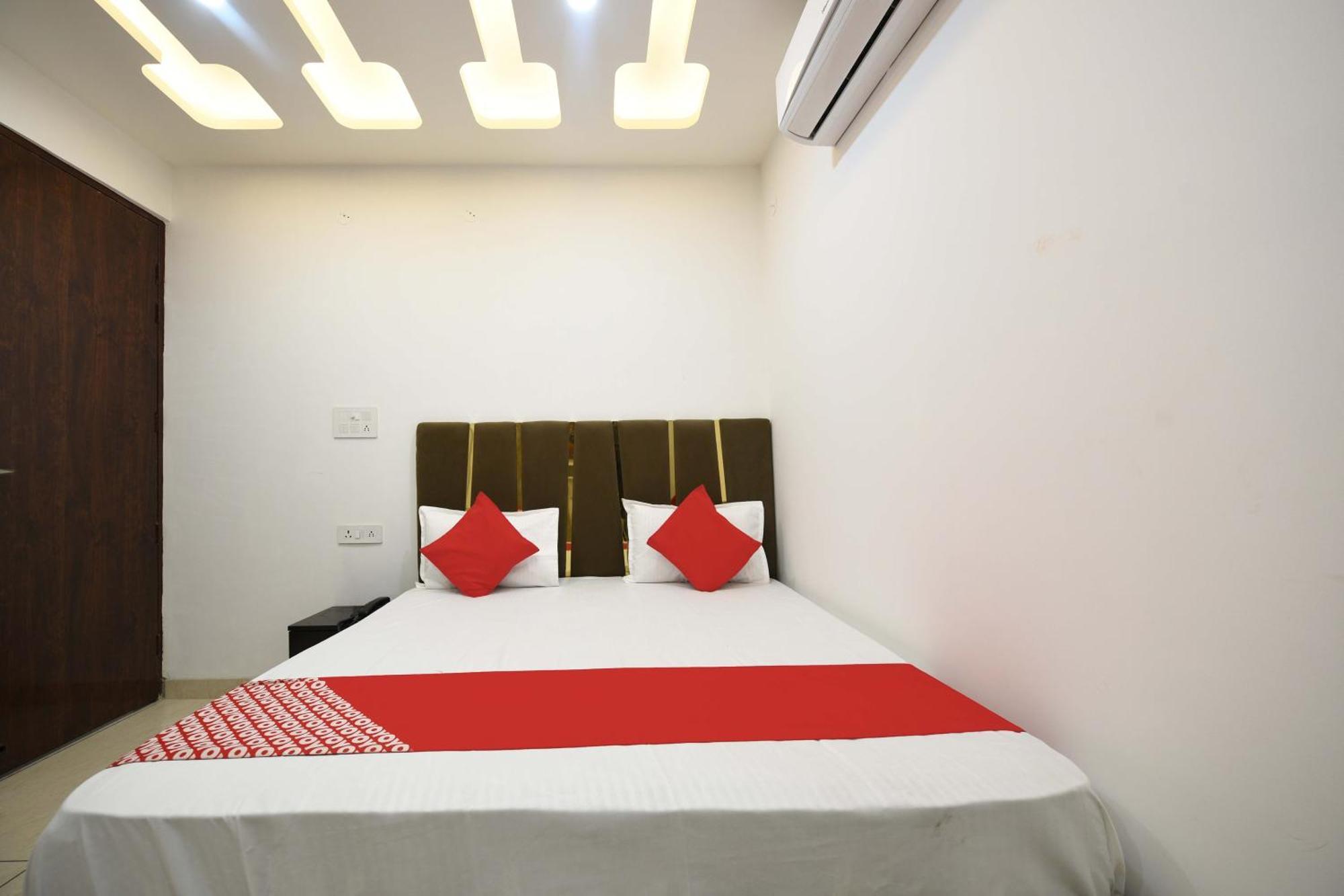 Hotel O Empire State เดลี ภายนอก รูปภาพ